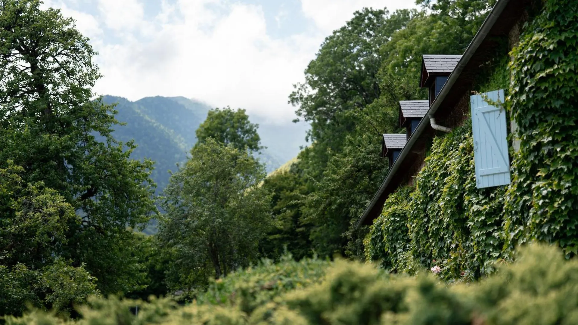 Domaine De Ramonjuan Hotel Bagneres-de-Bigorre