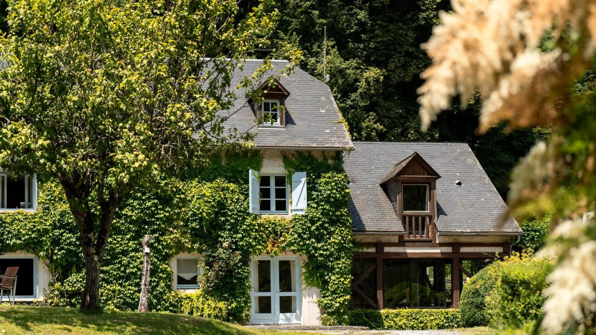 Hotel Domaine De Ramonjuan Bagnères-de-Bigorre